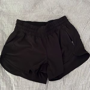 Lululemon tracker shorts 8 black 4" inseam